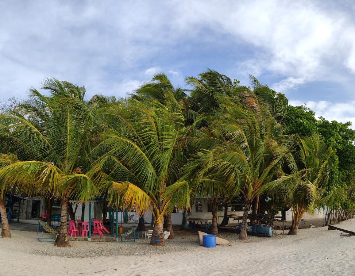 Готель La Isla Tropica Ґурайдгу Екстер'єр фото
